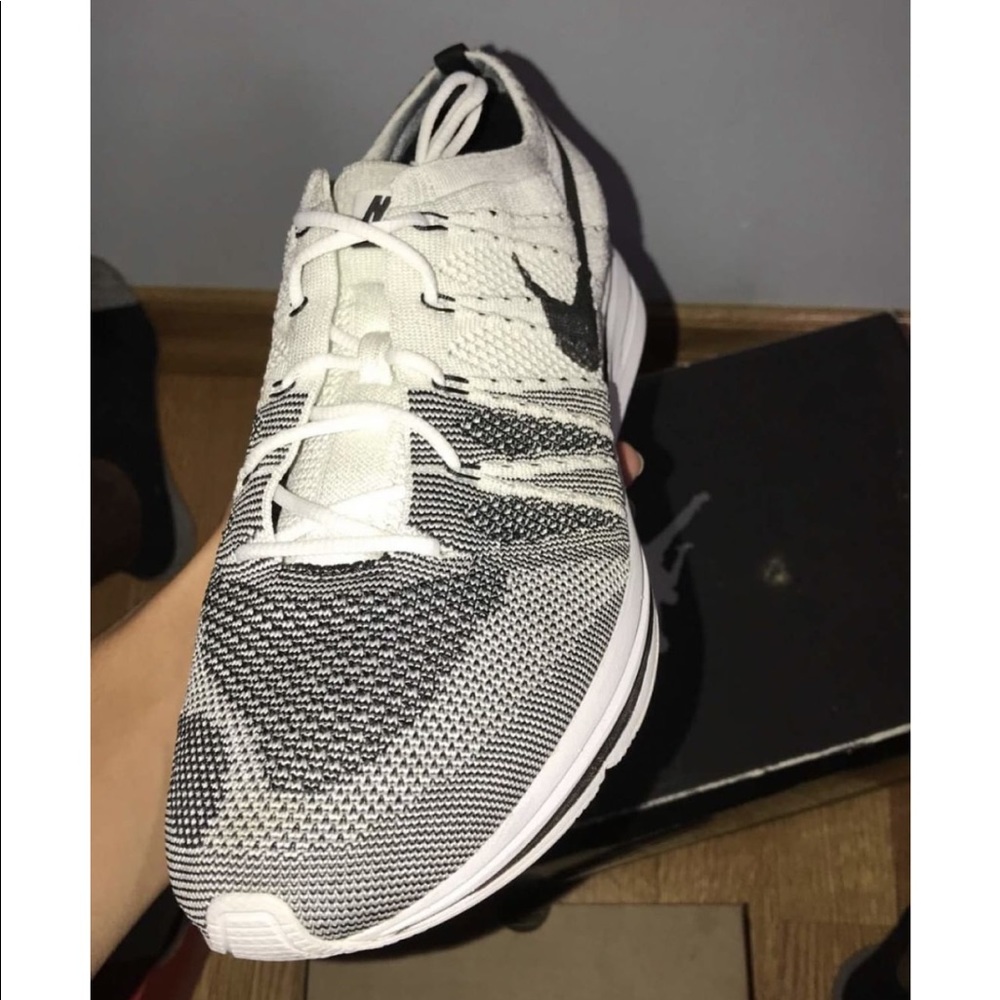 Oreo fly knits